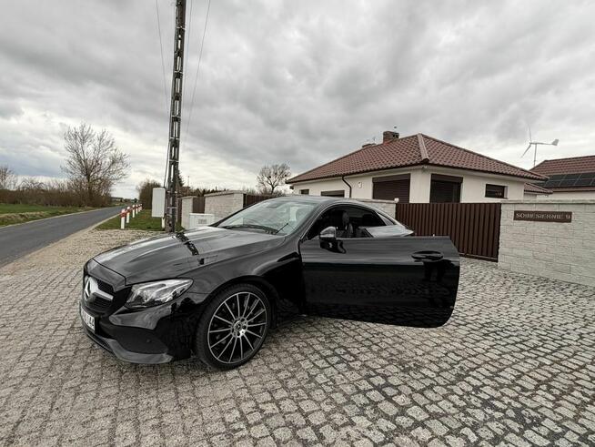 Mercedes E 220 coupe Salon Pl Sobiesiernie - zdjęcie 6