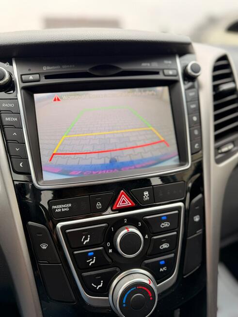 Hyundai i30 1.6Diesel_BezDpf_BezDwumasy_Navi_Kamera_Kombi Rzekuń - zdjęcie 12