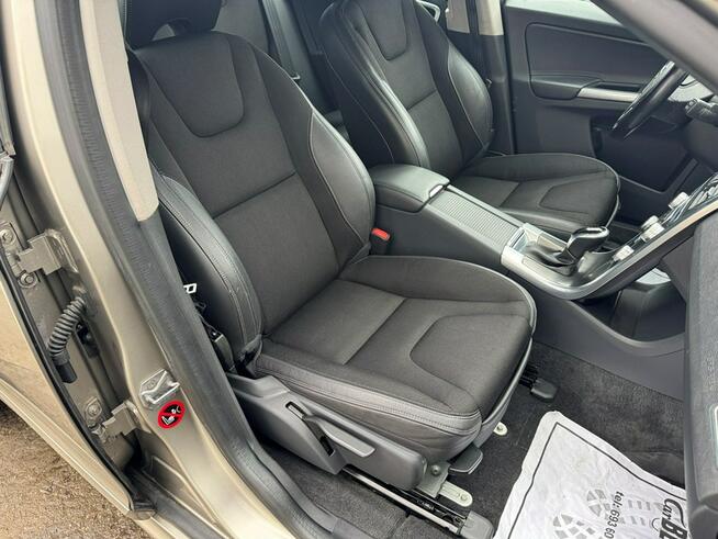 Volvo XC 60 Pisemna Gwarancja 12 miesięcy Konin - zdjęcie 9