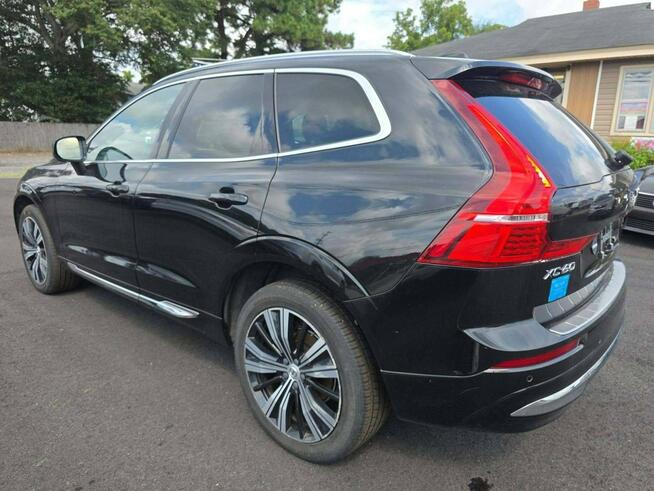 Volvo XC 60 INSCRIPTION / AWD / B5 / niski przebieg Cieszyn - zdjęcie 4
