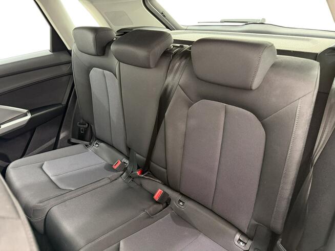 Audi Q3 35 TDI mHEV S tronic Kombi Warszawa - zdjęcie 12