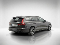 Volvo V60 B4 D Plus Dark aut ! Z Polskiego Salonu ! Faktura Vat ! Warszawa - zdjęcie 5
