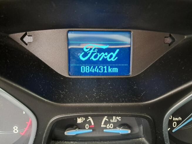 Ford Focus 1.6 105 KM - salon Polska Ostrołęka - zdjęcie 9