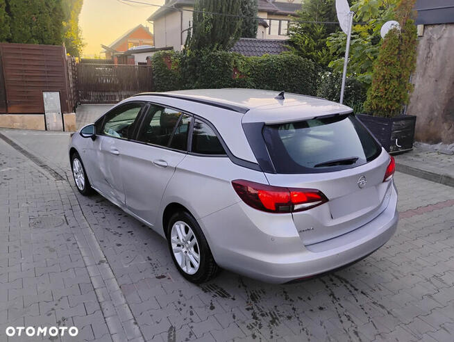 ASTRA K 2018r, 1.6 CDTI. Delikatnie uszk bok. Jeździ. Kraków - zdjęcie 3