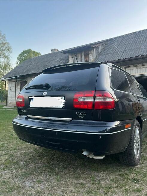 Volvo V40 1.9D Jeziorzany - zdjęcie 2