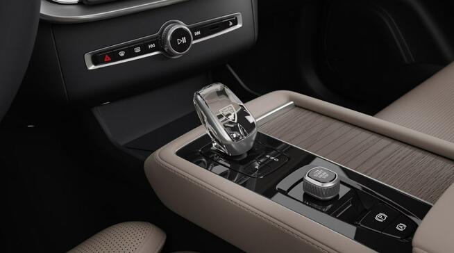 Volvo XC 90 T8 Plug-In AWD Ultra Dark *Gwarancja fabryczna*FV23%* Tychy - zdjęcie 11