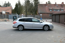 Renault Laguna 2.0 16v 140KM 2009r. TEMPOMAT Alufelgi NAVi Polecam Kampinos - zdjęcie 4