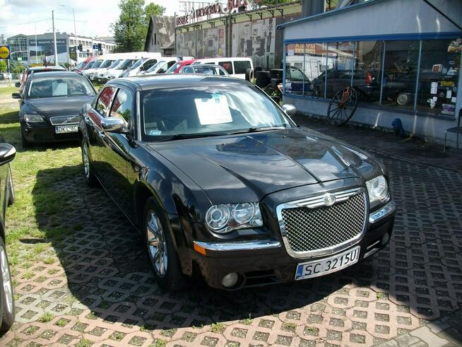 Chrysler 300 3500 cm3/186 Kw Katowice - zdjęcie 2