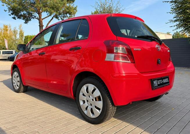 Toyota Yaris 1.0 VVT-i | Stan BDB | Klimatyzacja | Pyzdry - zdjęcie 4