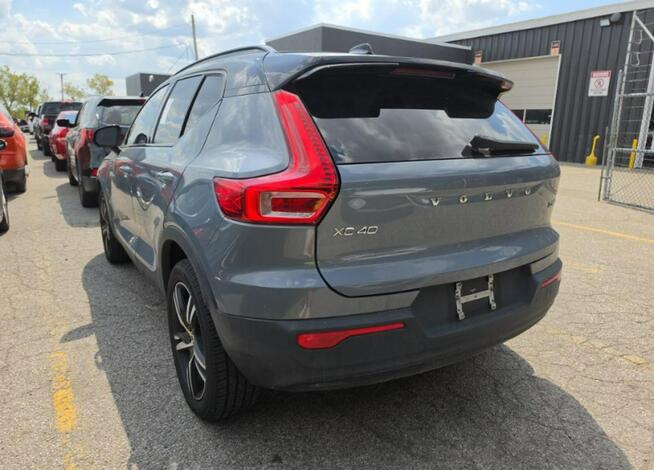Volvo XC 40 R-Design / AWD / T5 / niski przebieg Warszawa - zdjęcie 5