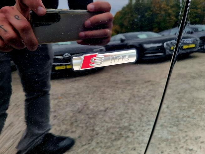 Audi A4 S-Line Led Serwis Bixenon ACC Parktronic Climatronik Gwarancja Szczecin - zdjęcie 9
