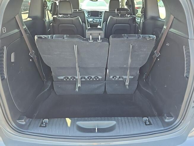 Chrysler Pacifica LIMITED / pakiet S / niski przebieg Cieszyn - zdjęcie 12