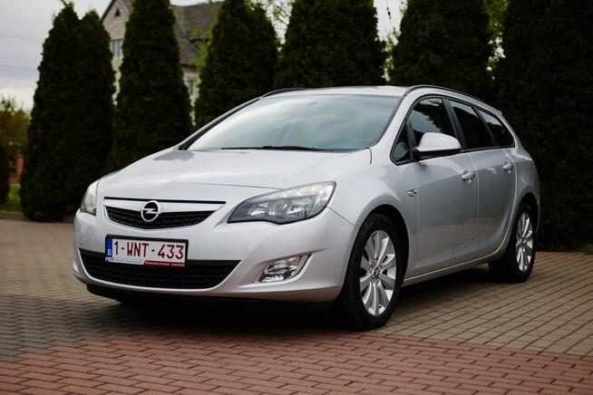 Opel Astra Sports Tourer Rzekuń - zdjęcie 12