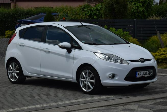 Ford Fiesta 1.4B Automat Klimatronik Nowe Opony Sprowadzony Opłacony Majdan Sieniawski - zdjęcie 1