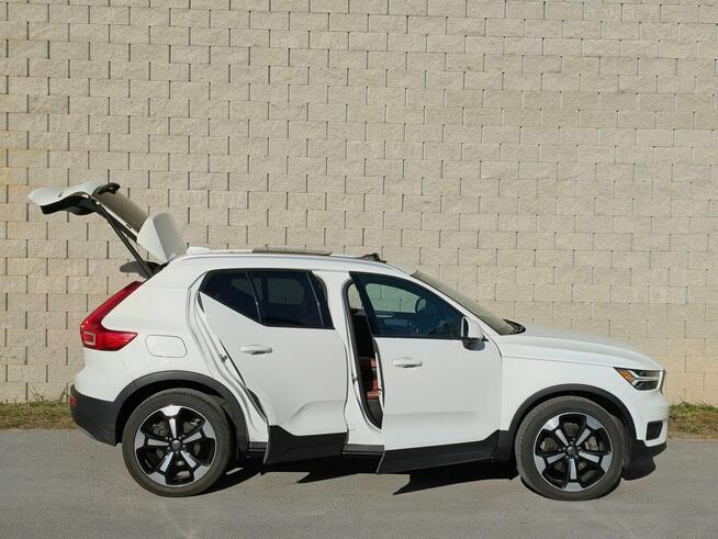 Volvo XC 40 Łódź - zdjęcie 9
