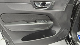 Volvo XC 60 D4 Momentum Pro aut ! Z Polskiego Salonu ! Faktura VAT ! Warszawa - zdjęcie 10