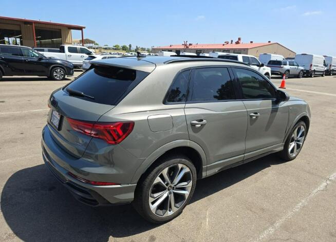 Audi Q3 PREMIUM PLUS / S-Line / Quattro Tarnów - zdjęcie 4