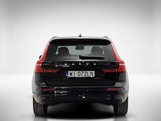 Volvo XC 60 Momentum Pro aut ! Z Polskiego Salonu ! Faktura VAT ! Warszawa - zdjęcie 4