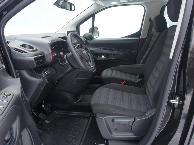 Opel Combo 1,5D Ledy Alu Klimatronik CarPlay Opłacony VIP Gwarancja Częstochowa - zdjęcie 9