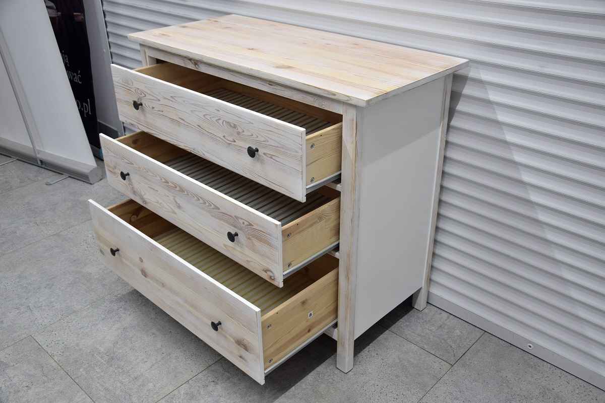 komoda z szufladami z drewna sosnowego - jak nowa Olsztyn - zdjęcie 4