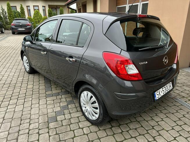 Opel Corsa 1,4 87KM  Klimatyzacja Orzech - zdjęcie 7