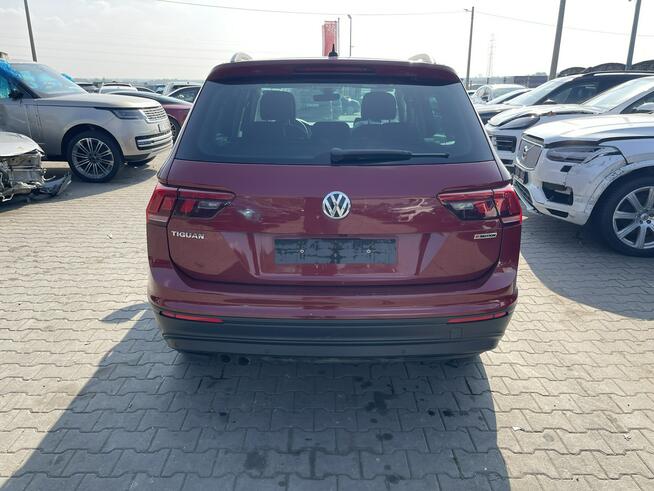Volkswagen Tiguan 4Motion Klimatronik Aktywny tempomat Gliwice - zdjęcie 5
