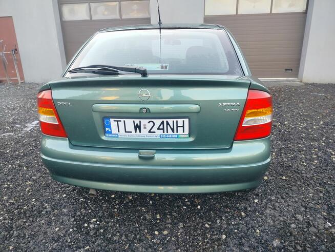Sprzedam Opla Astrę z oryginalnym małym przebiegiem!!! Krasocin - zdjęcie 4