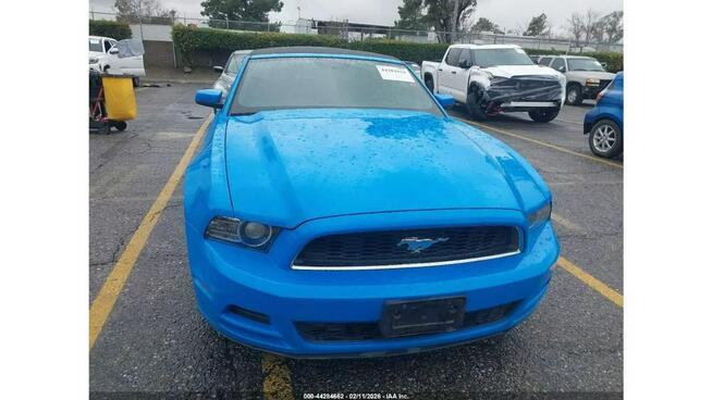 Ford Mustang / Cabrio / 3.7 / niski przebieg / Tarnów - zdjęcie 3