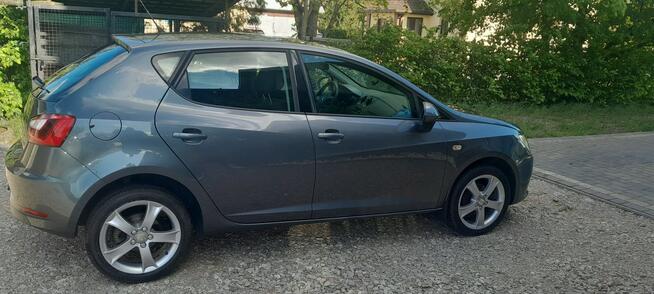 Seat Ibiza 2015r 5 drzwi Grzane Siedzenia, Czujniki Parkowania Dudki - zdjęcie 4
