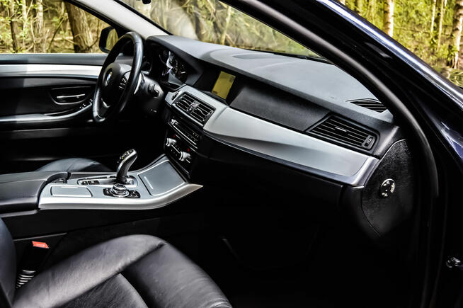 BMW Seria 5 (F10), M-Pakiet, AERO, skóry, zadbany, okazja Bełchatów - zdjęcie 9