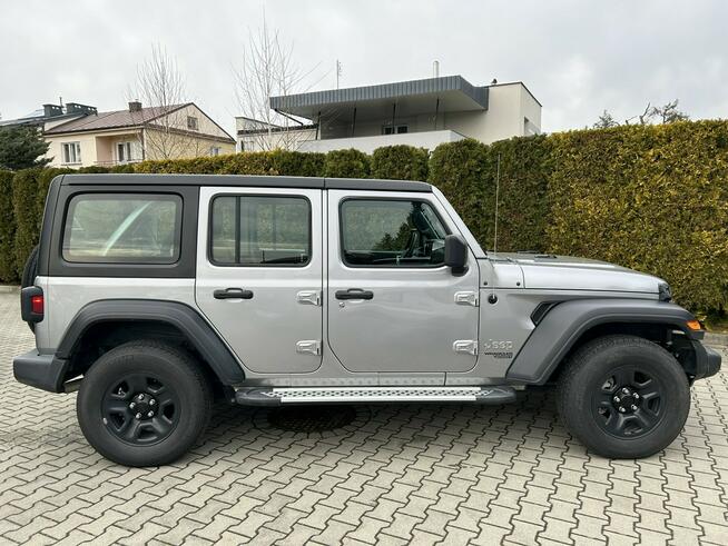 Jeep Wrangler Unlimited Sport 4x4 bardzo zadbany! Tarnów - zdjęcie 2