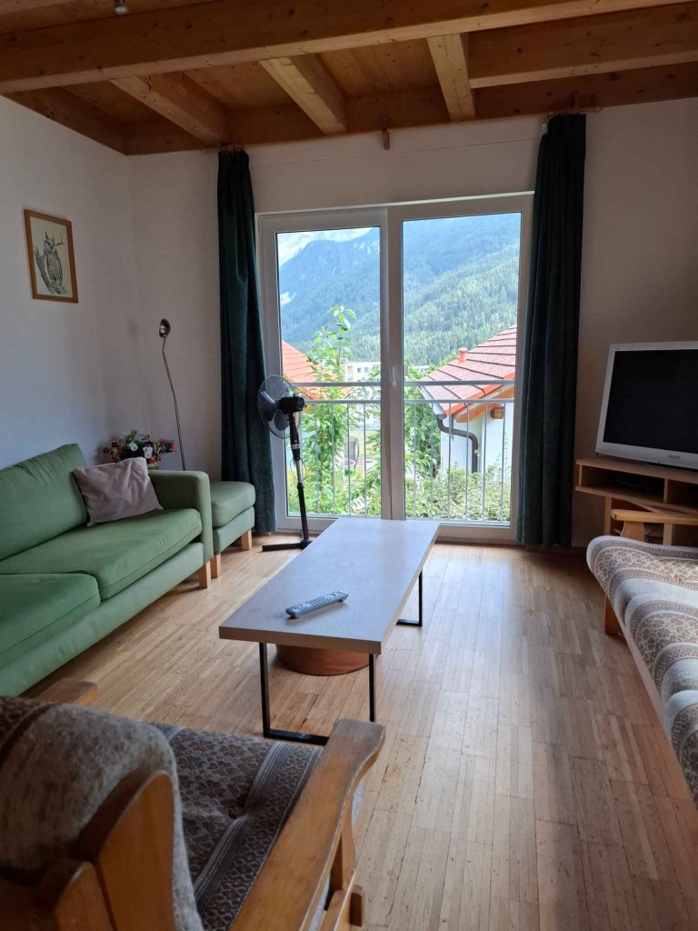 Szwajcaria.Noclegi 130 zl. (30 CHF) Legnica - zdjęcie 7