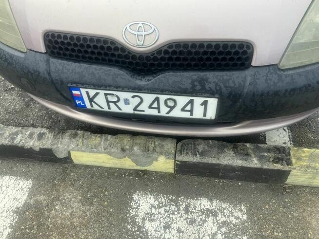 Mały samochód Yaris Kraków - zdjęcie 7