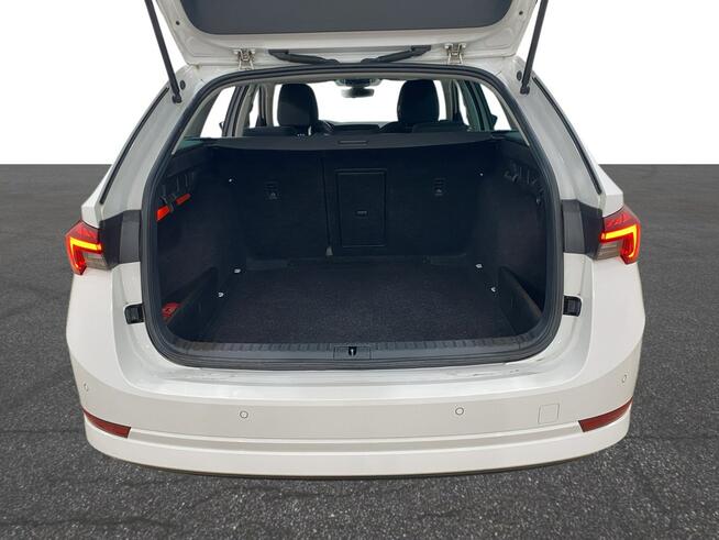 Skoda Octavia 2.0 TDI Ambition DSG Kombi Warszawa - zdjęcie 11