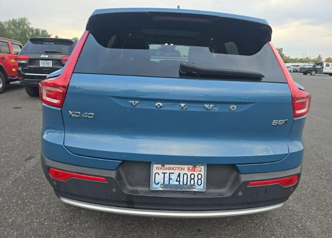 Volvo XC 40 Bogata wersja wyposażenia / AWD / B5/ niski przebieg Chwaszczyno - zdjęcie 6