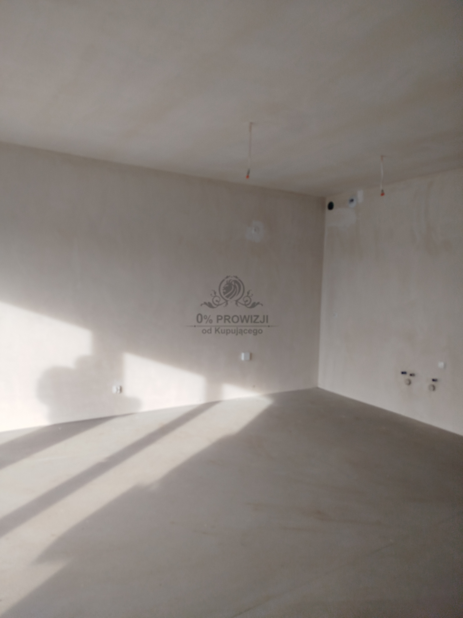 Piekny domek w spokojnej okolicy/3km od Ołtaszyna Karwiany - zdjęcie 9