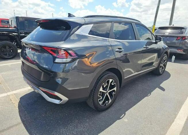 Kia Sportage Bogata wersja wyposażenia / AWD / niski przebieg Cieszyn - zdjęcie 4