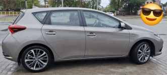 Toyota Auris Hybryda Marki - zdjęcie 6