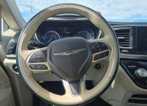 Chrysler Pacifica LIMITED / Benzyna / niski przebieg Warszawa - zdjęcie 8