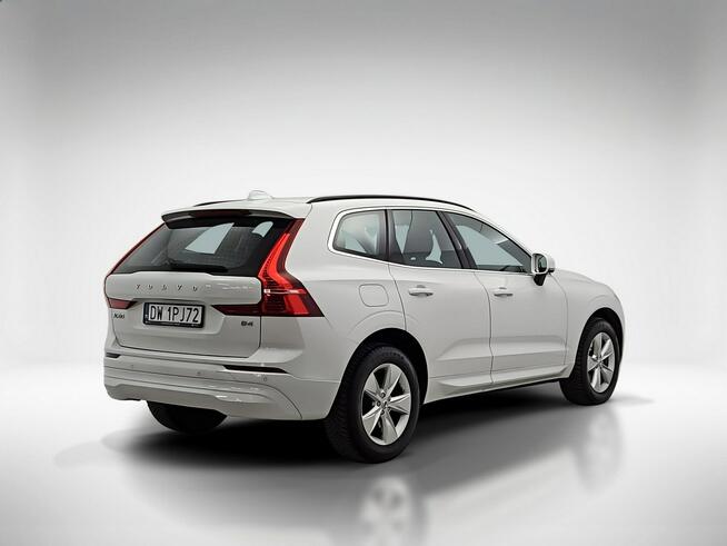 Volvo XC 60 B4 B Momentum Pro aut ! Z Polskiego Salonu ! Faktura Vat ! Warszawa - zdjęcie 5