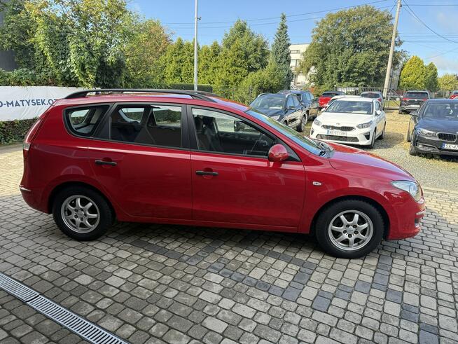 Hyundai i30 1,4 109KM  Klimatyzacja Orzech - zdjęcie 5