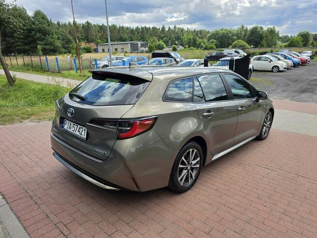 Toyota Corolla 1,8 benzyna-hybryda niski przebieg 92 tyś km automat ! Cielcza - zdjęcie 7