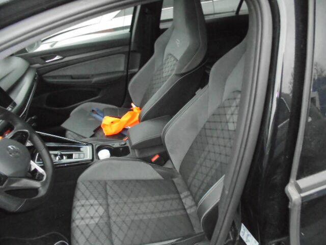 VOLKSWAGEN Golf VIII 1.5 ETSi 130 OPF R-Line Olsztyn - zdjęcie 9