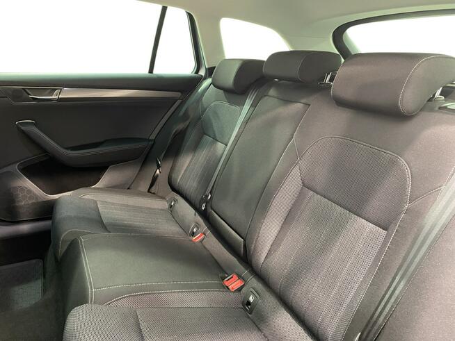 Skoda Superb 2.0 TDI SCR STYLE DSG Warszawa - zdjęcie 12