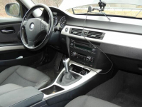 Sprzedam BMW 318i ,2.0 143KM r.2010 Mińsk Mazowiecki - zdjęcie 3