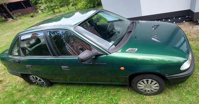 Opel Astra 2001r Jaworzno - zdjęcie 1