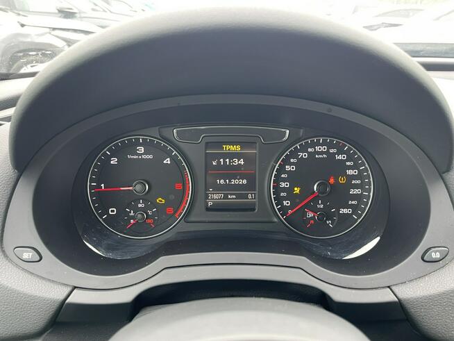 Audi Q3 S-Line 4x4 Automat Skóra Podgrzewanie LED 150KM Gliwice - zdjęcie 8
