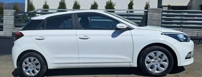 Hyundai i20 1.2 Benzyna 75 KM Cisiec - zdjęcie 4