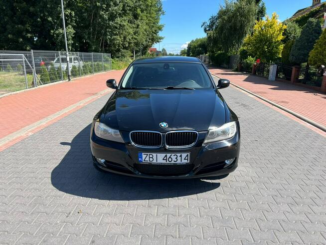 BMW E90 2.0 Diesel 2011 rok  Ładny Zadbany Samochód Białogard - zdjęcie 3