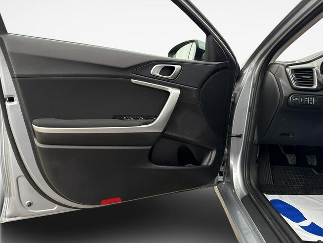 Kia Cee'd 1,6 CRDi(136 KM) M Salon PL Faktura Vat Warszawa - zdjęcie 10